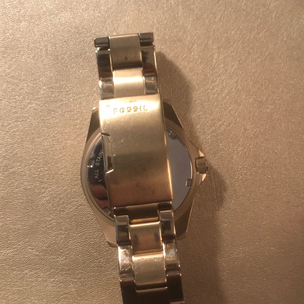 Fossil Gold Watch - image 4